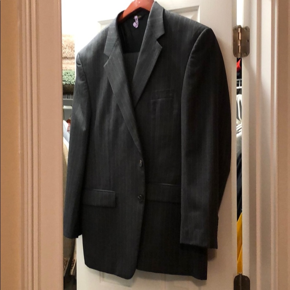 Suit